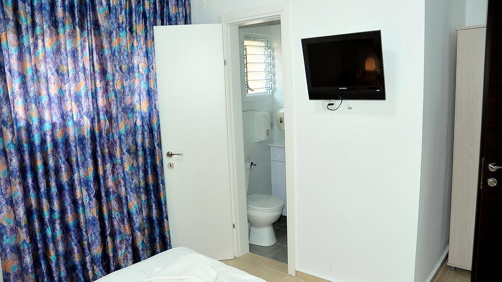 Glatt Eden Hotel Tiberias Bagian luar foto