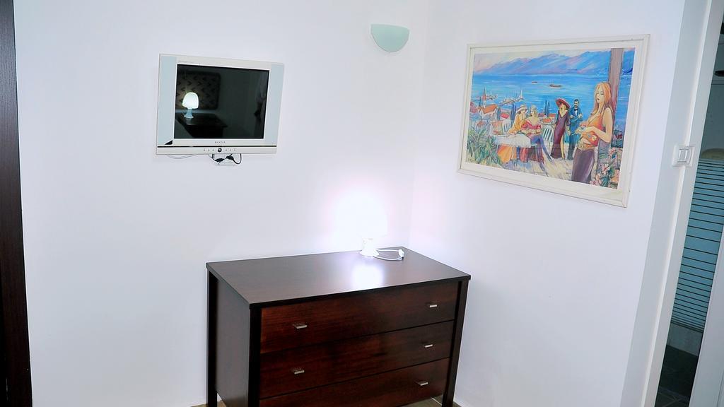 Glatt Eden Hotel Tiberias Bagian luar foto