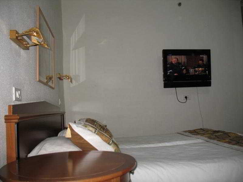 Glatt Eden Hotel Tiberias Bagian luar foto