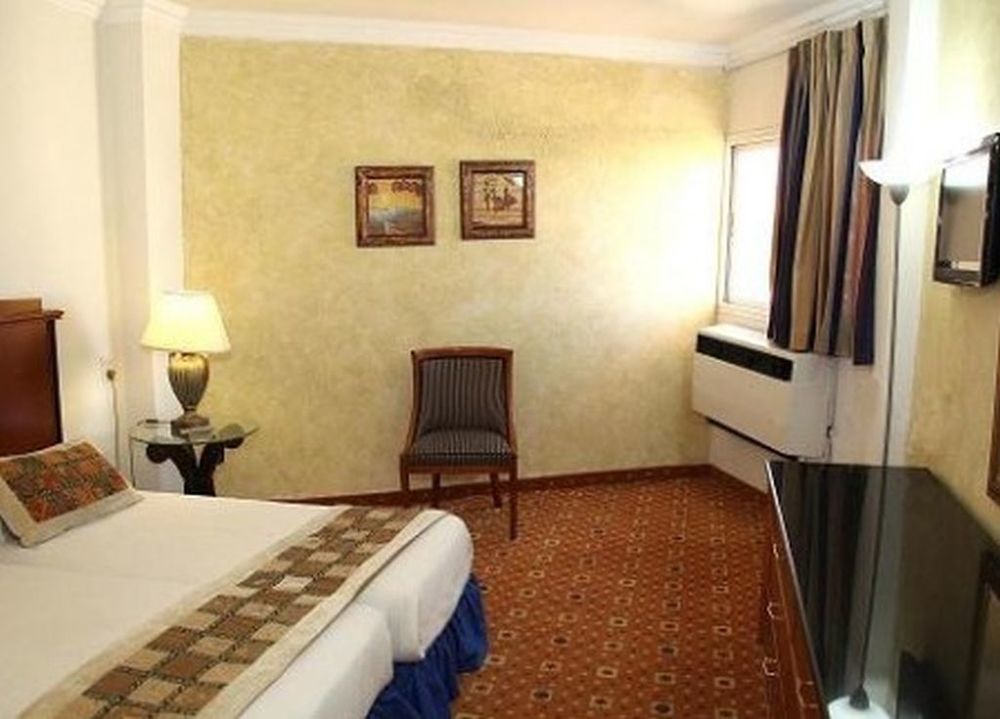 Glatt Eden Hotel Tiberias Bagian luar foto