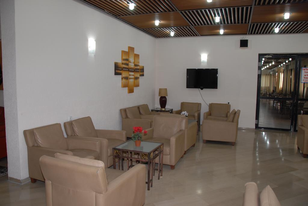 Glatt Eden Hotel Tiberias Bagian luar foto